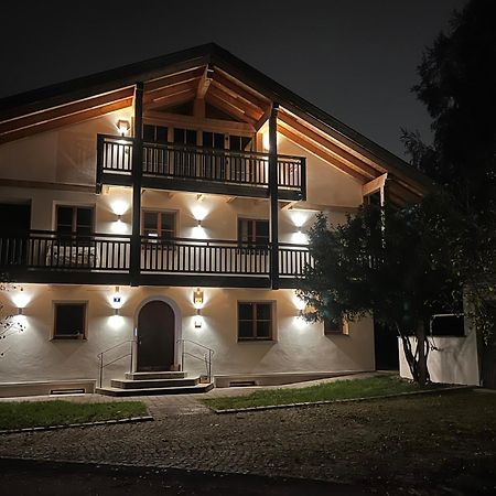 Barrierefreie 3-Zi.-Ferienwohnung Mit Gartenzugang In Ruhiger, Zentrumsnaher Lage Oberammergau Extérieur photo